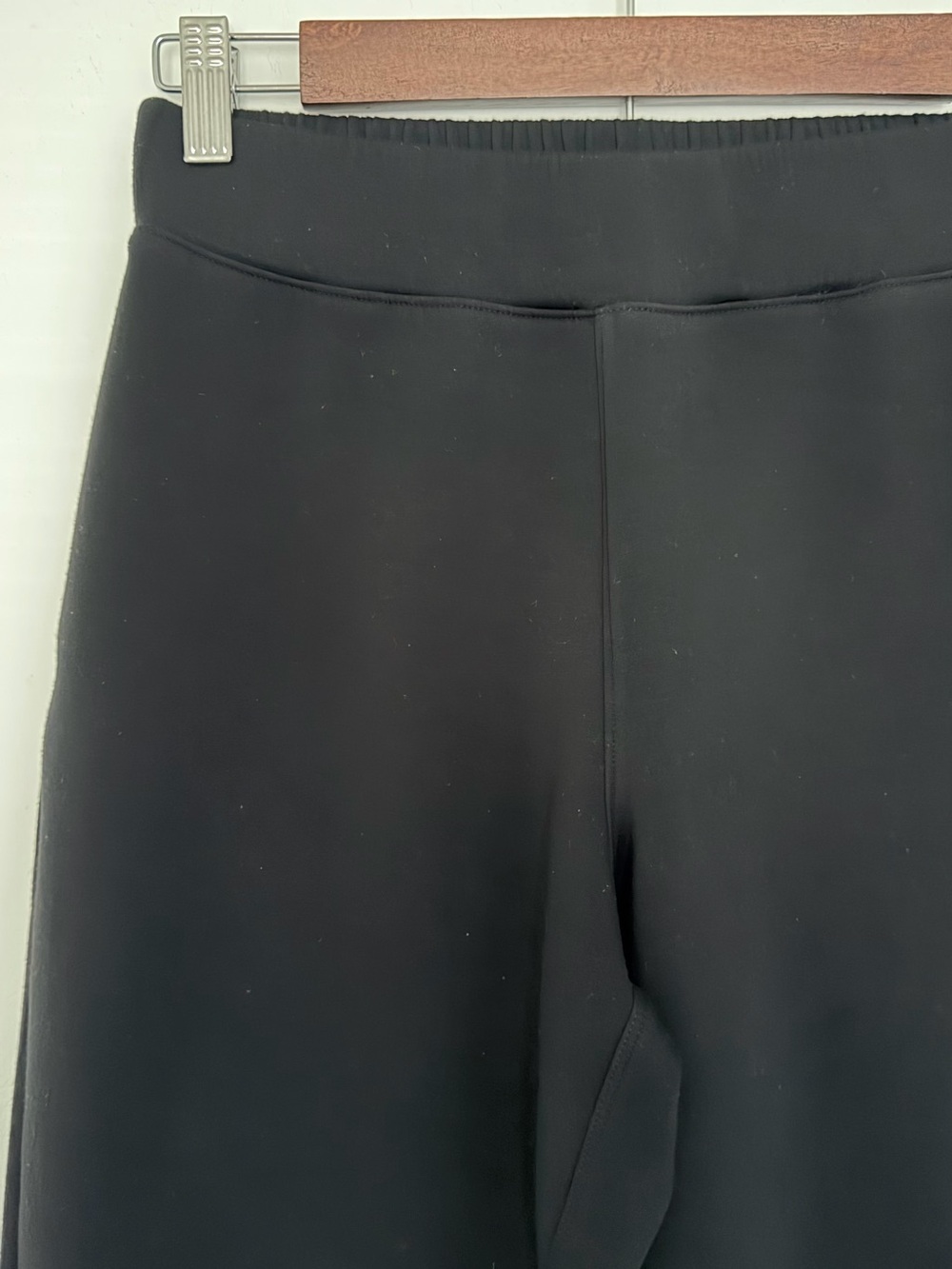SPANX AirEssentials Slim Straight Pant | Size S Petite | LIKE NEW - Picture 8 of 9